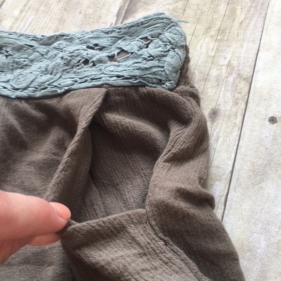 Altar’d State Shorts - Picture 2 of 6